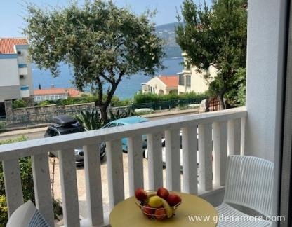 Апартаменти Миличевич, , частни квартири в града Herceg Novi, Черна Гора - pogled na more